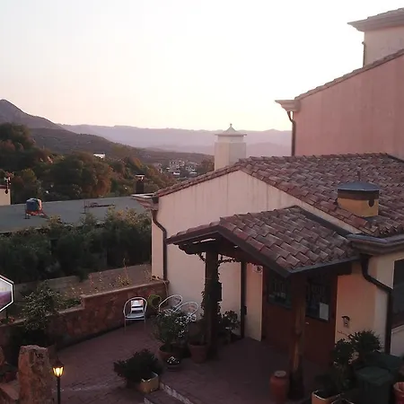 Marie Claire מלון 3*